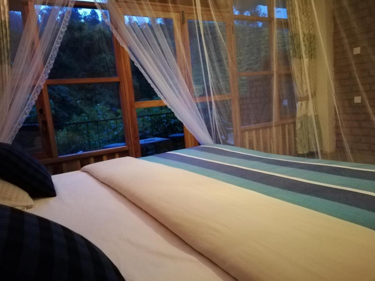 Ayubo Ella - Bed & Breakfast Bagian luar foto
