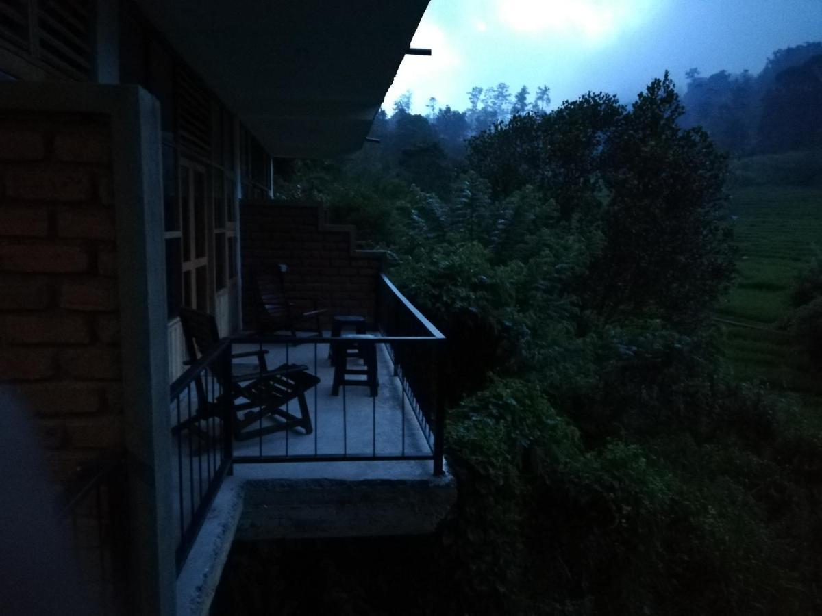 Ayubo Ella - Bed & Breakfast Bagian luar foto